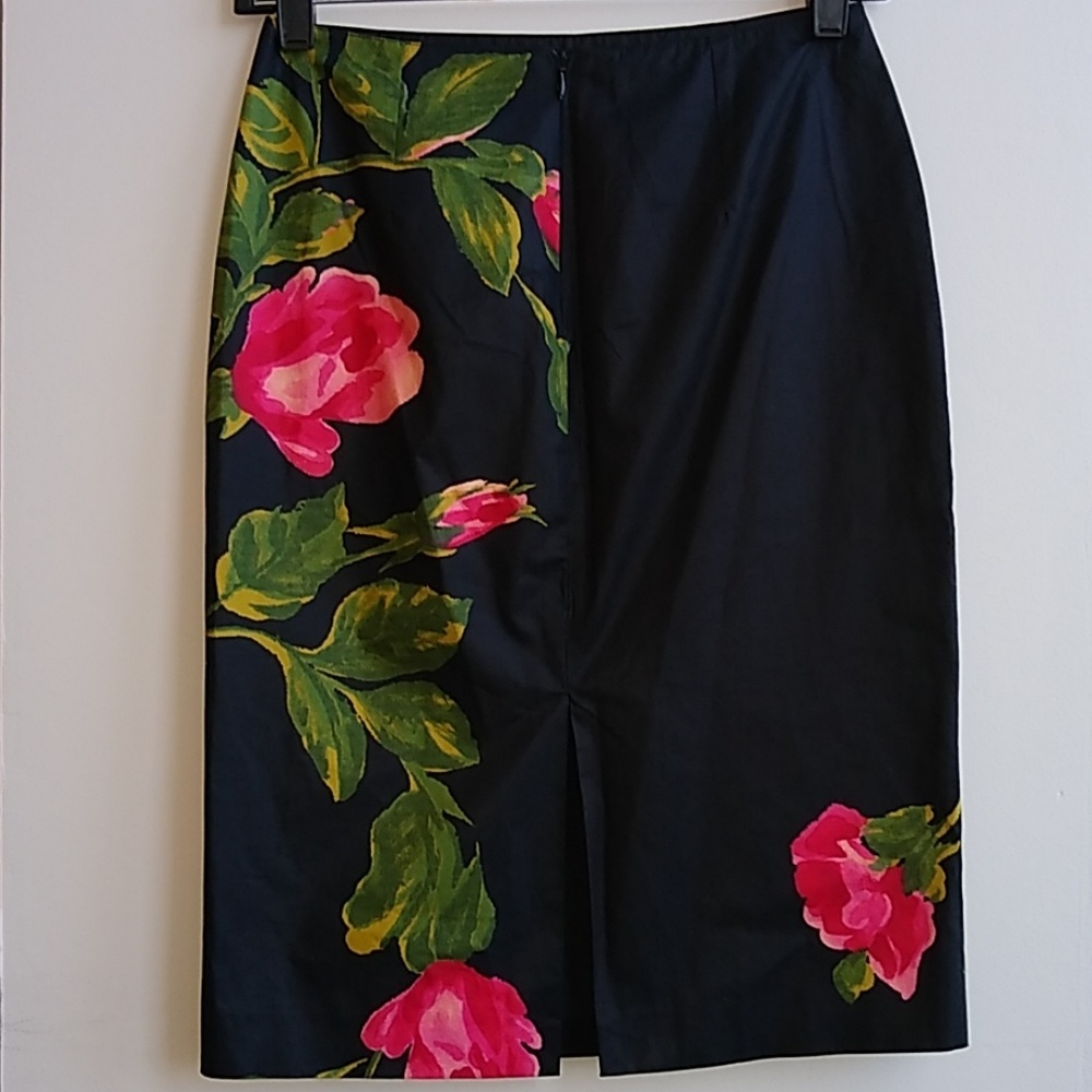 Blumarine Cotton Floral Skirt, Size 0 Italy 38 - Picture 2 of 4